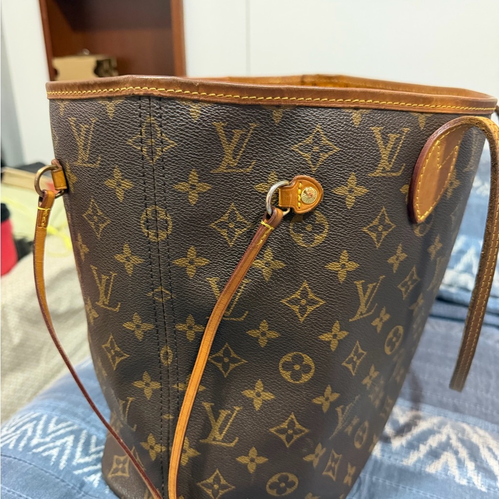 AUTHENTIC Louis Vuitton Rare Mimosa Yellow Lining Neverfull MM - Picture 9 of 15